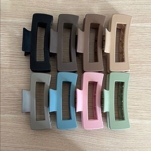 Bundle of 8 Rectangular Claw Clips in Assorted Colors